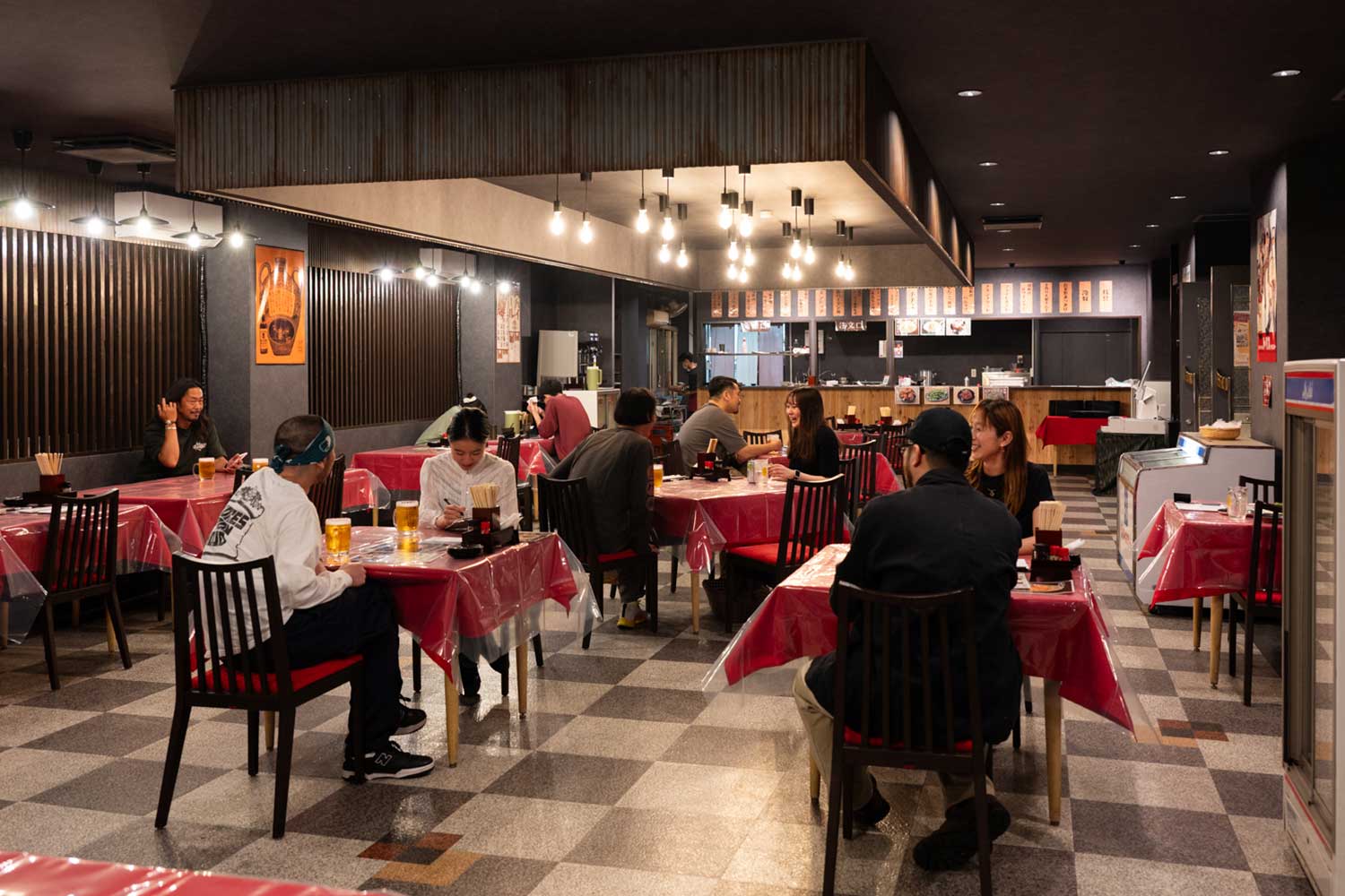 有馬温泉の丘の上にエリア待望の居酒屋が誕生。昭和レトロな居酒屋『紀龍』を訪ねて