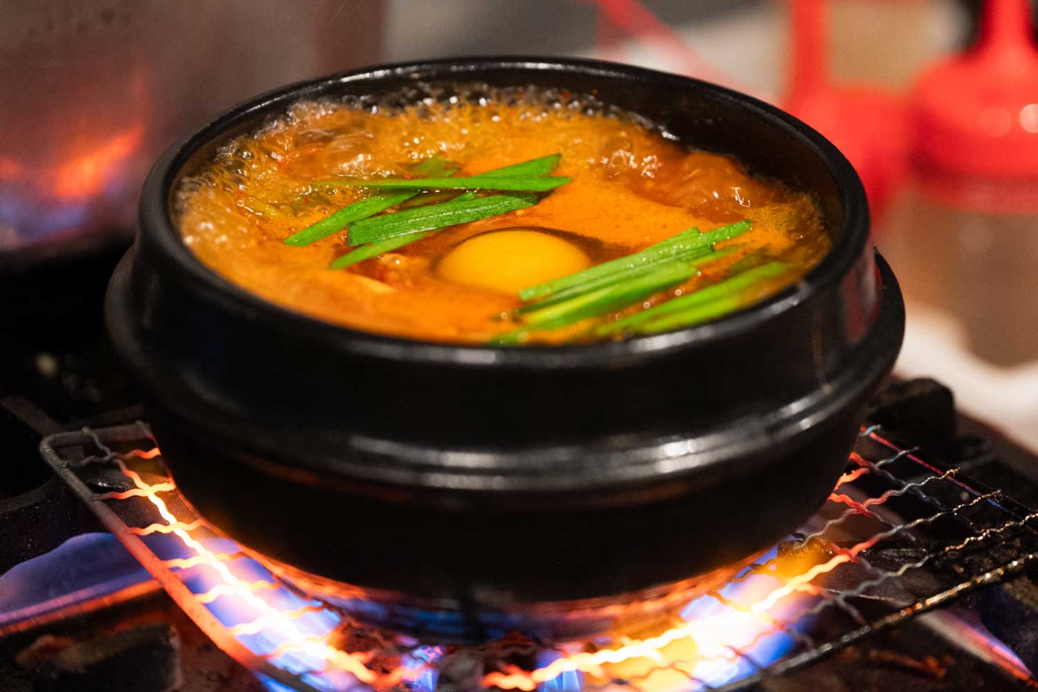 有馬温泉の丘の上にエリア待望の居酒屋が誕生。昭和レトロな居酒屋『紀龍』を訪ねて