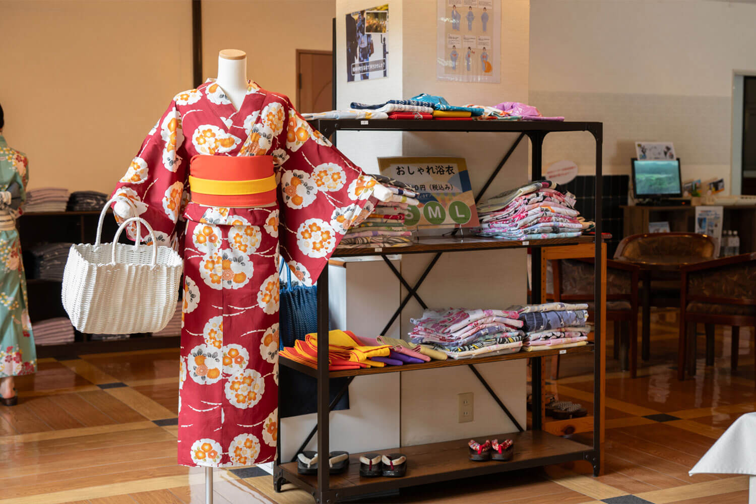 風情あふれる街並みを浴衣でのんびりそぞろ歩き。 HESTA女子2人と巡る、城崎温泉ぶらり旅。