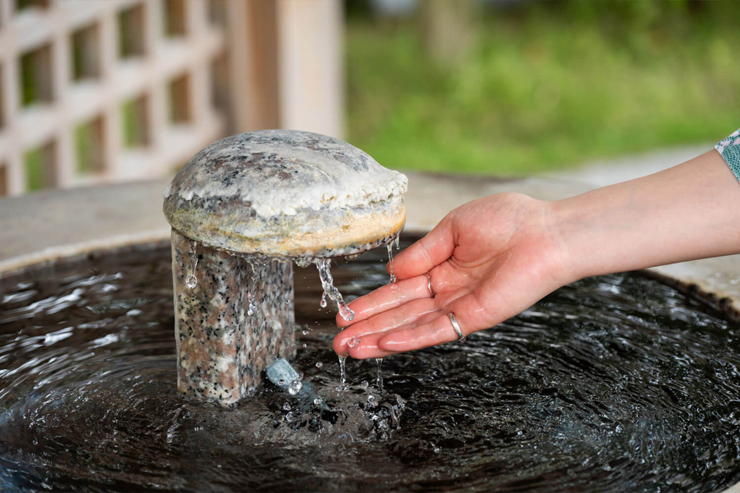 風情あふれる街並みを浴衣でのんびりそぞろ歩き。 HESTA女子2人と巡る、城崎温泉ぶらり旅。