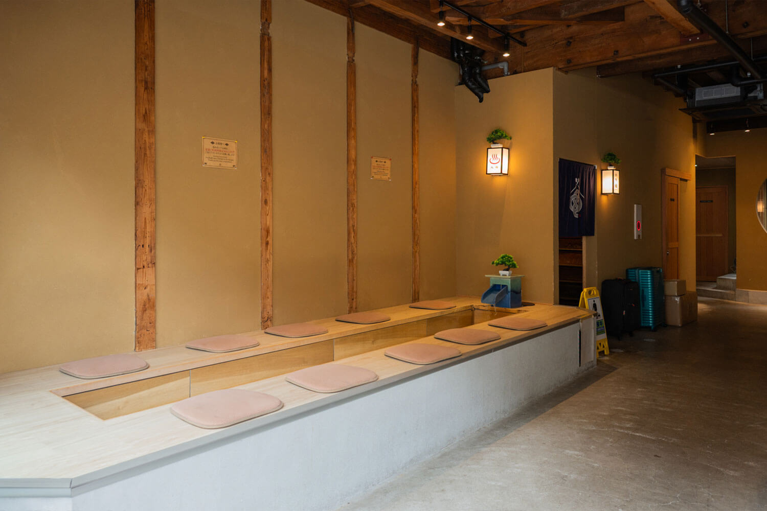 風情あふれる街並みを浴衣でのんびりそぞろ歩き。 HESTA女子2人と巡る、城崎温泉ぶらり旅。