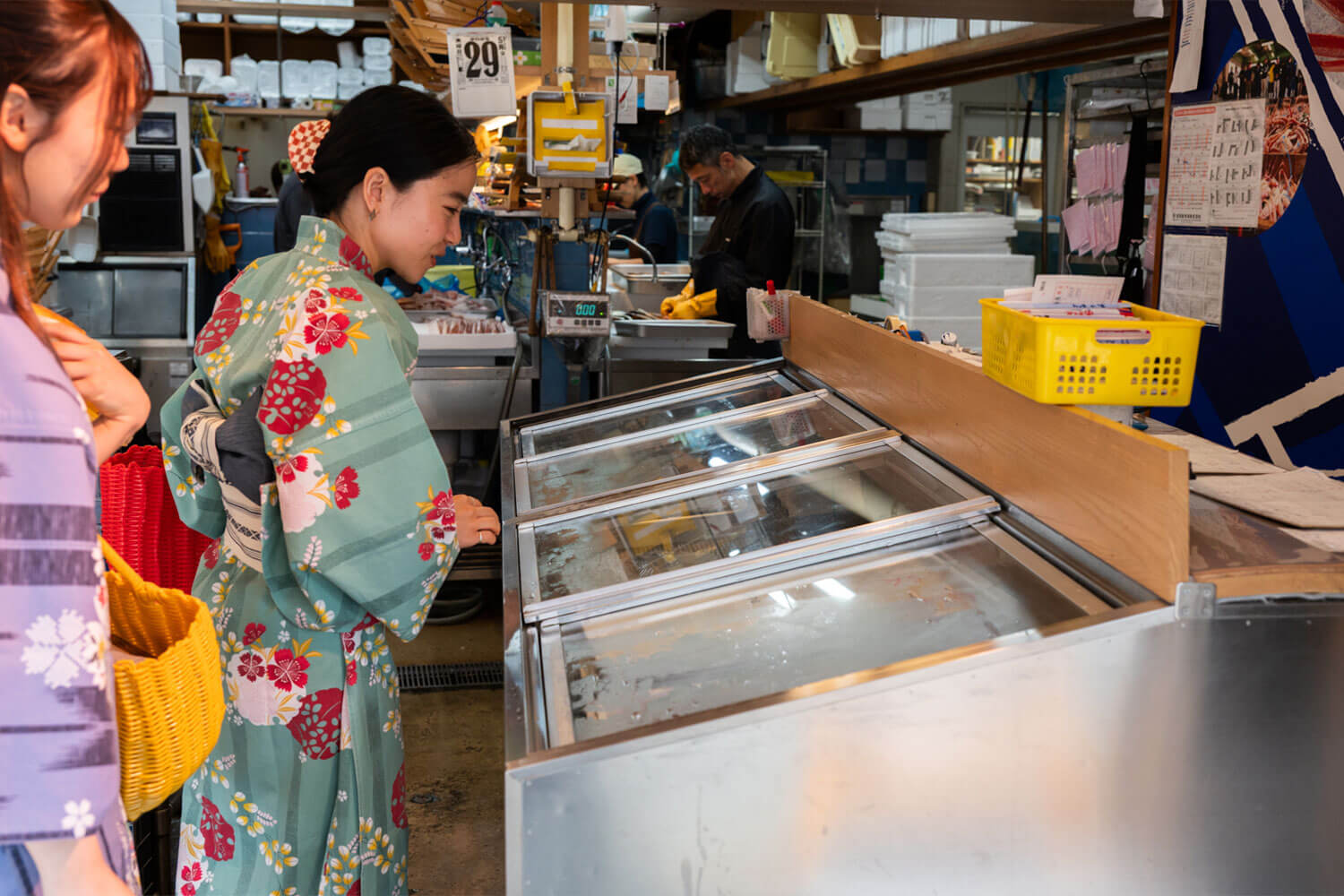 風情あふれる街並みを浴衣でのんびりそぞろ歩き。 HESTA女子2人と巡る、城崎温泉ぶらり旅。