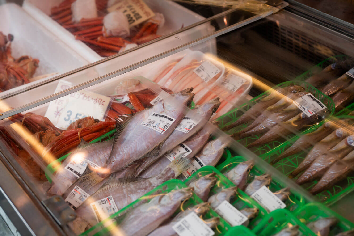 風情あふれる街並みを浴衣でのんびりそぞろ歩き。 HESTA女子2人と巡る、城崎温泉ぶらり旅。