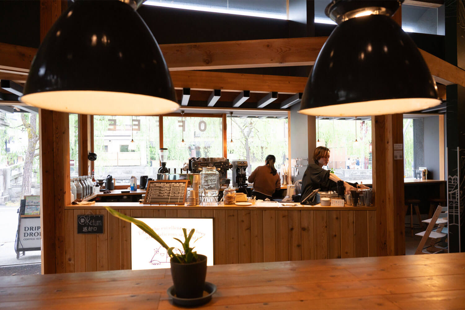 風情あふれる街並みを浴衣でのんびりそぞろ歩き。 HESTA女子2人と巡る、城崎温泉ぶらり旅。