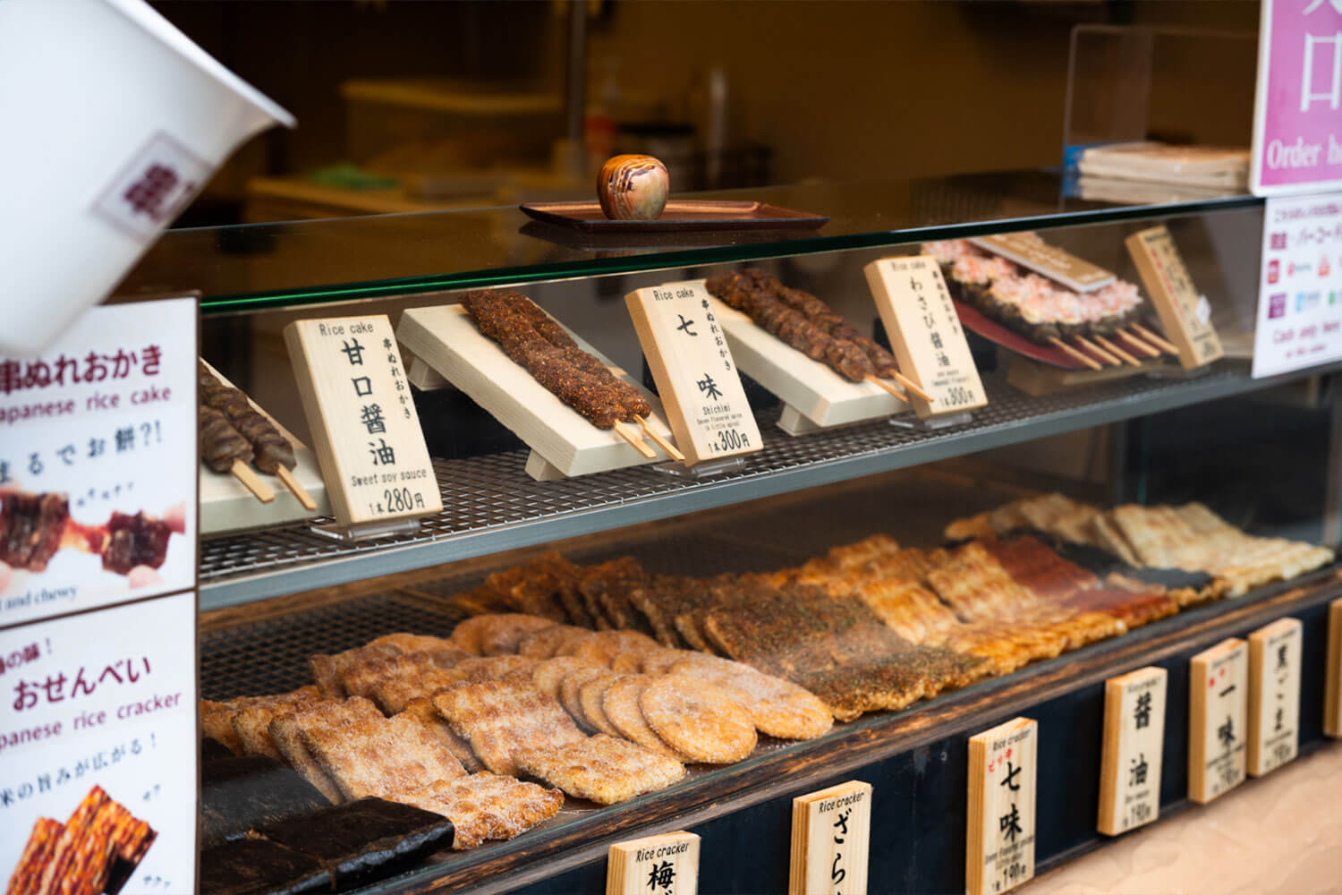 風情あふれる街並みを浴衣でのんびりそぞろ歩き。 HESTA女子2人と巡る、城崎温泉ぶらり旅。