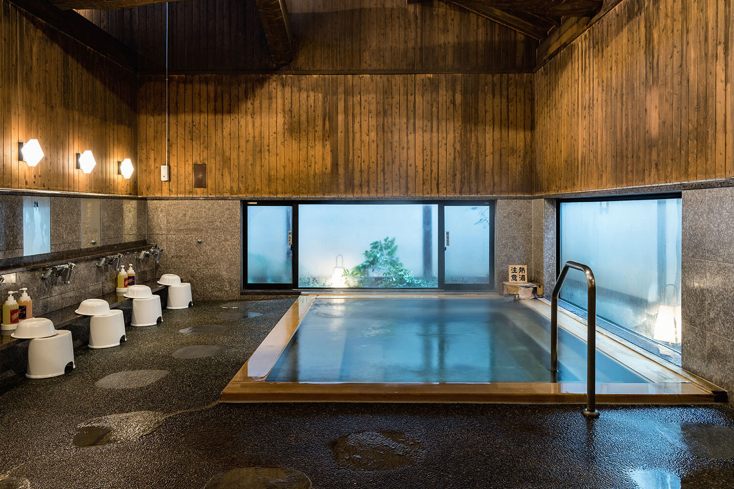 ほっこり和んで美食を堪能。大人のための城崎ステイ『ザ グラン リゾート城崎』宿泊記