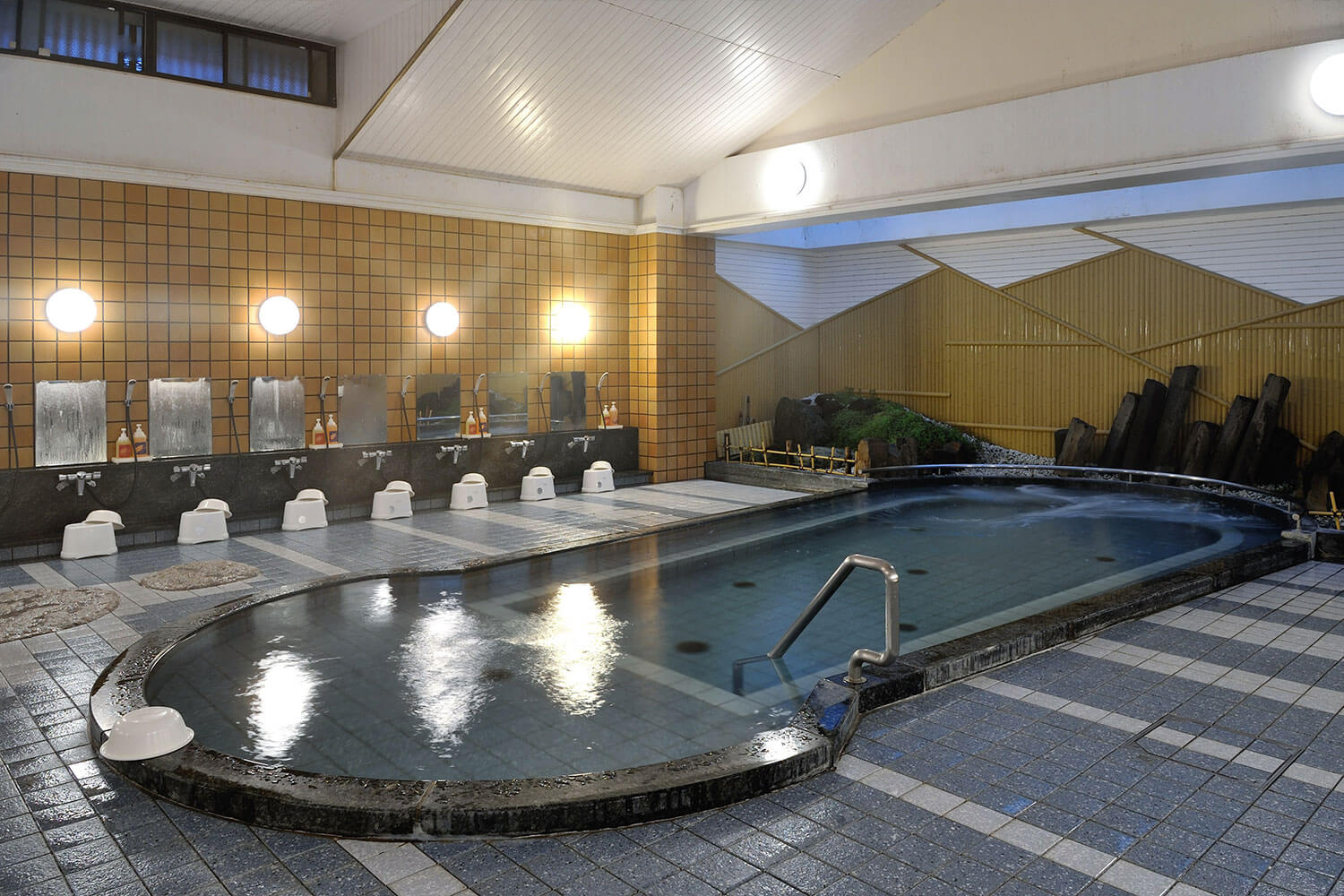 ほっこり和んで美食を堪能。大人のための城崎ステイ『ザ グラン リゾート城崎』宿泊記