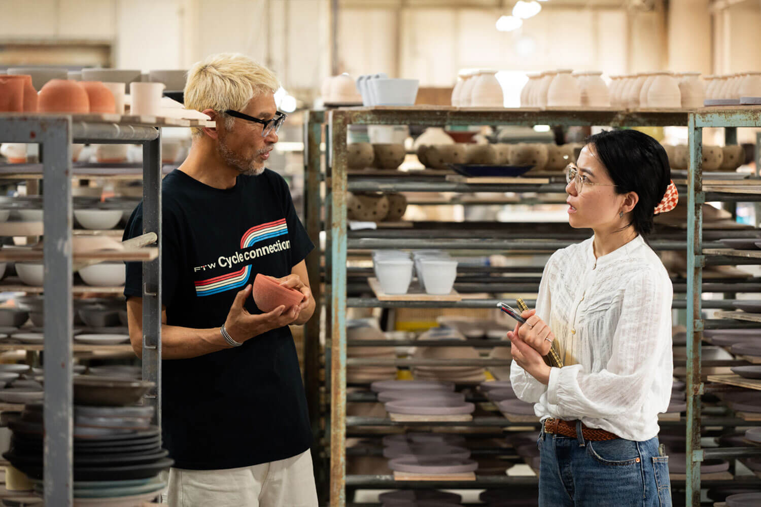 丸十製陶の山野さんとヘスタライフのあみちゃん