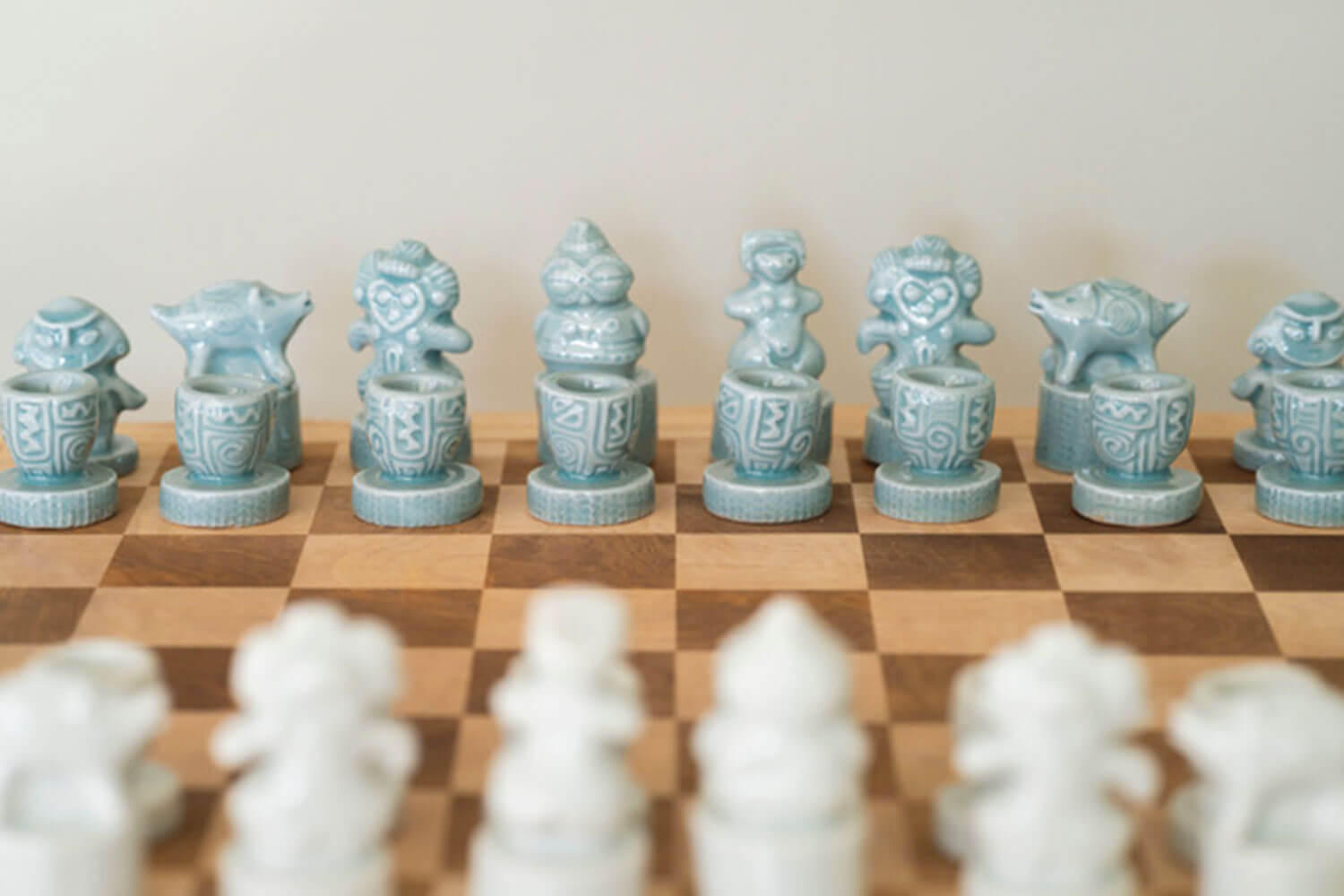 異なる出自が響き合う伝統と革新の夫婦窯 京都・東山『蘇嶐窯』を訪ねて