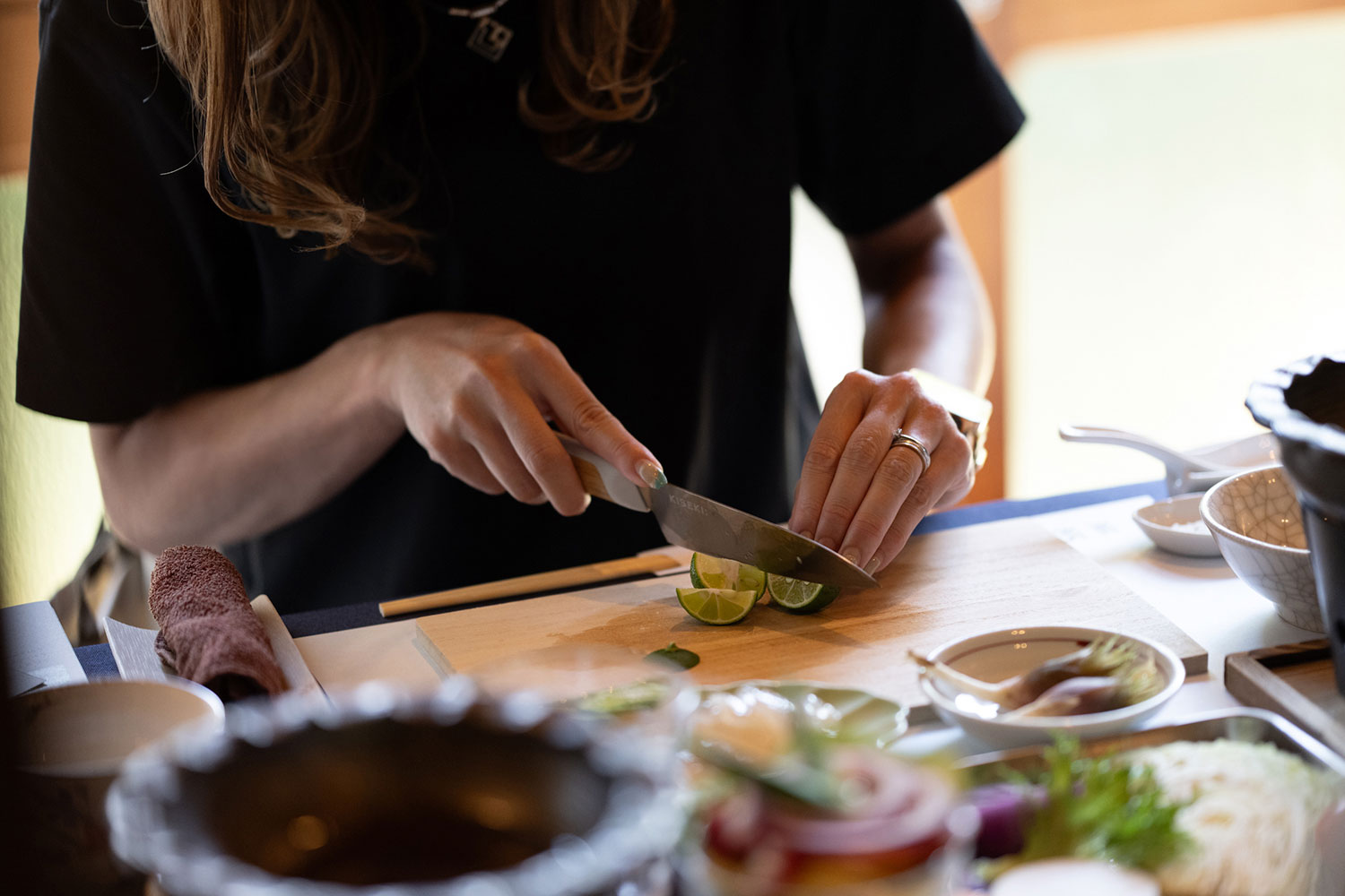 日本初の超硬合金包丁＜KISEKI:＞の体験会にて、評判のおいしい切れ味を実際に味わってきた