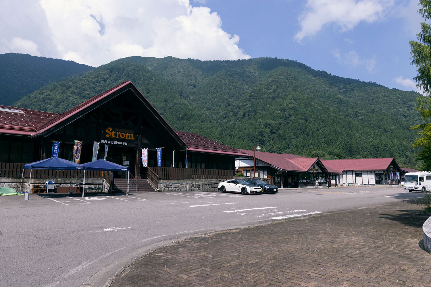 BBQも温泉もご当地グルメも。RVパークHESTA板取川温泉で楽しむ1泊2日のフリーダムキャンプ