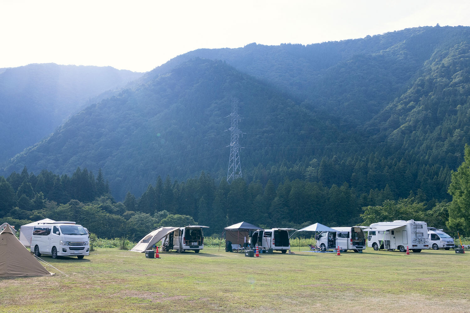 BBQも温泉もご当地グルメも。RVパークHESTA板取川温泉で楽しむ1泊2日のフリーダムキャンプ