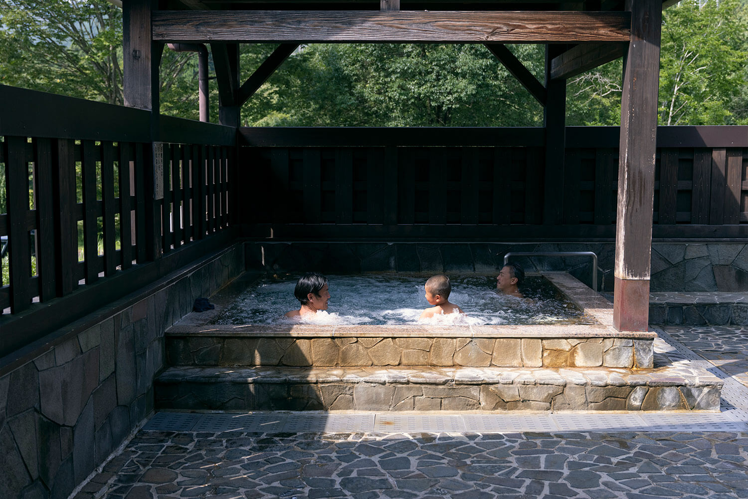 BBQも温泉もご当地グルメも。RVパークHESTA板取川温泉で楽しむ1泊2日のフリーダムキャンプ