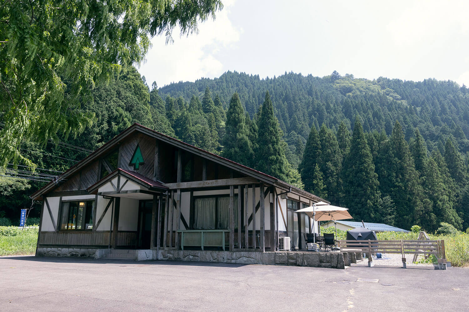 BBQも温泉もご当地グルメも。RVパークHESTA板取川温泉で楽しむ1泊2日のフリーダムキャンプ