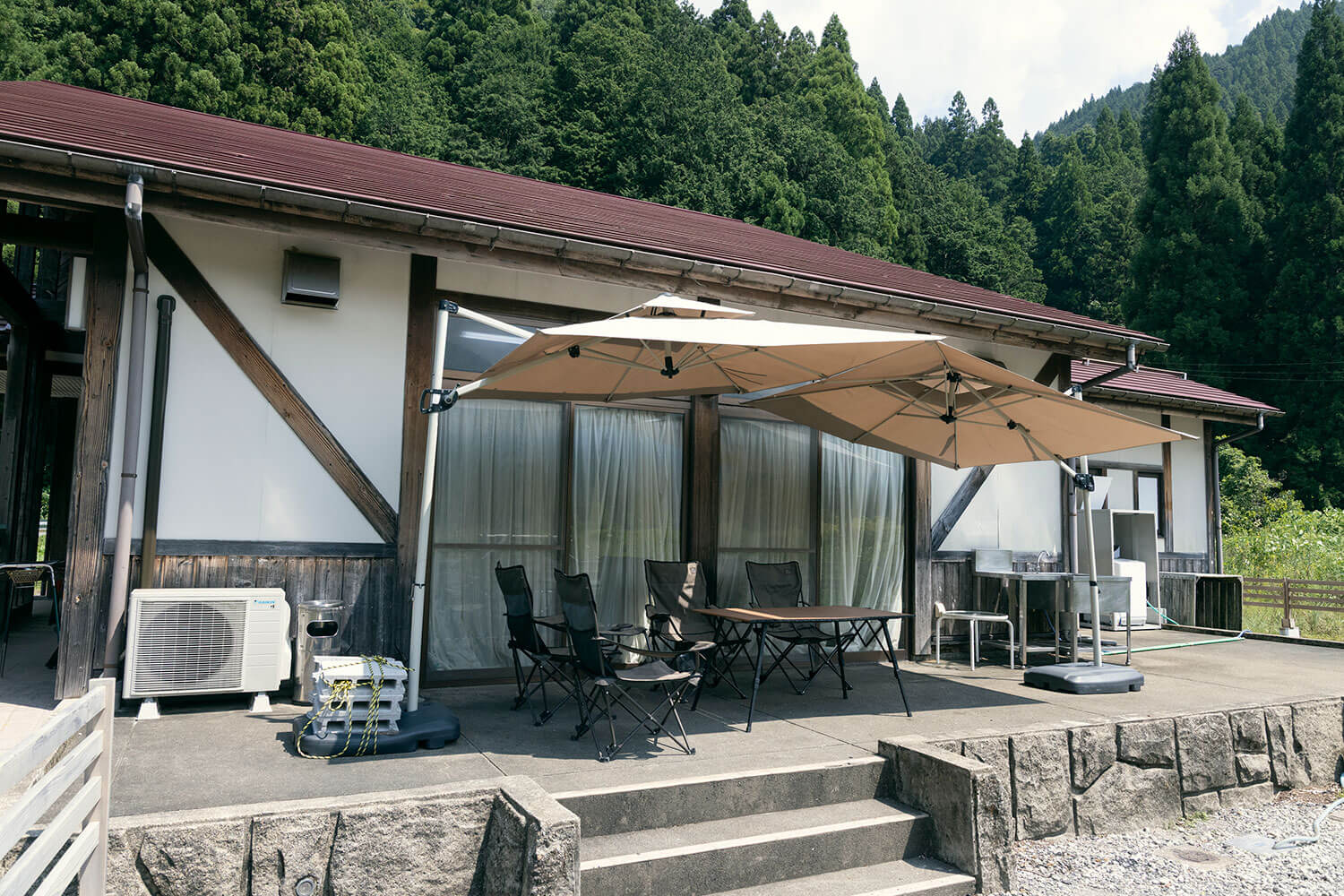 BBQも温泉もご当地グルメも。RVパークHESTA板取川温泉で楽しむ1泊2日のフリーダムキャンプ