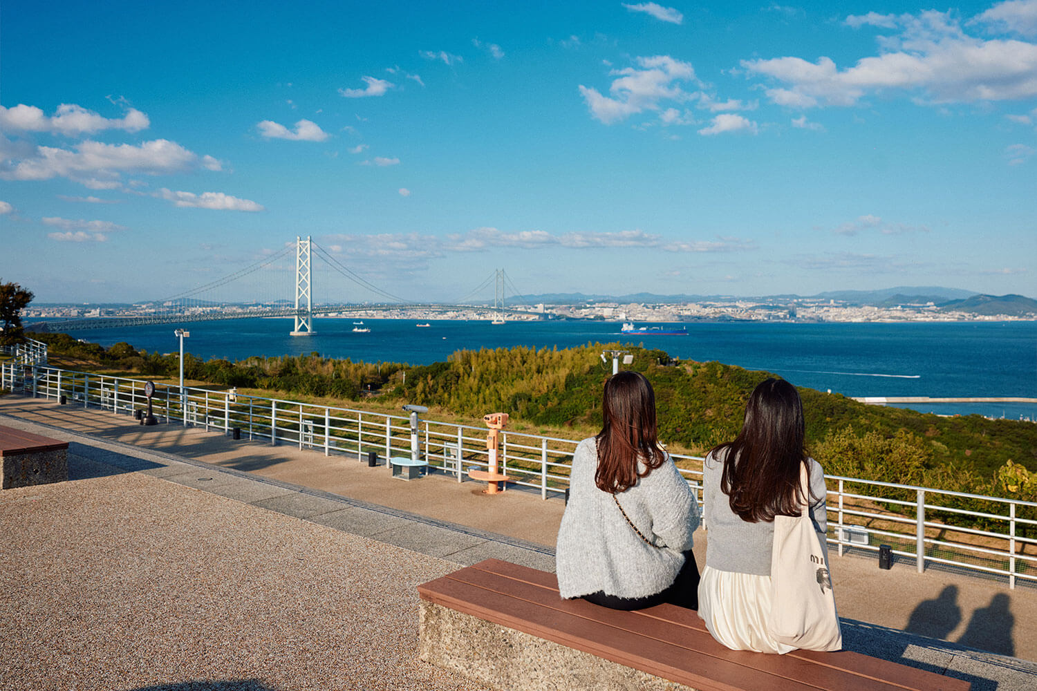 海風に包まれながらローカルに出会う、淡路島ゆるっと巡り