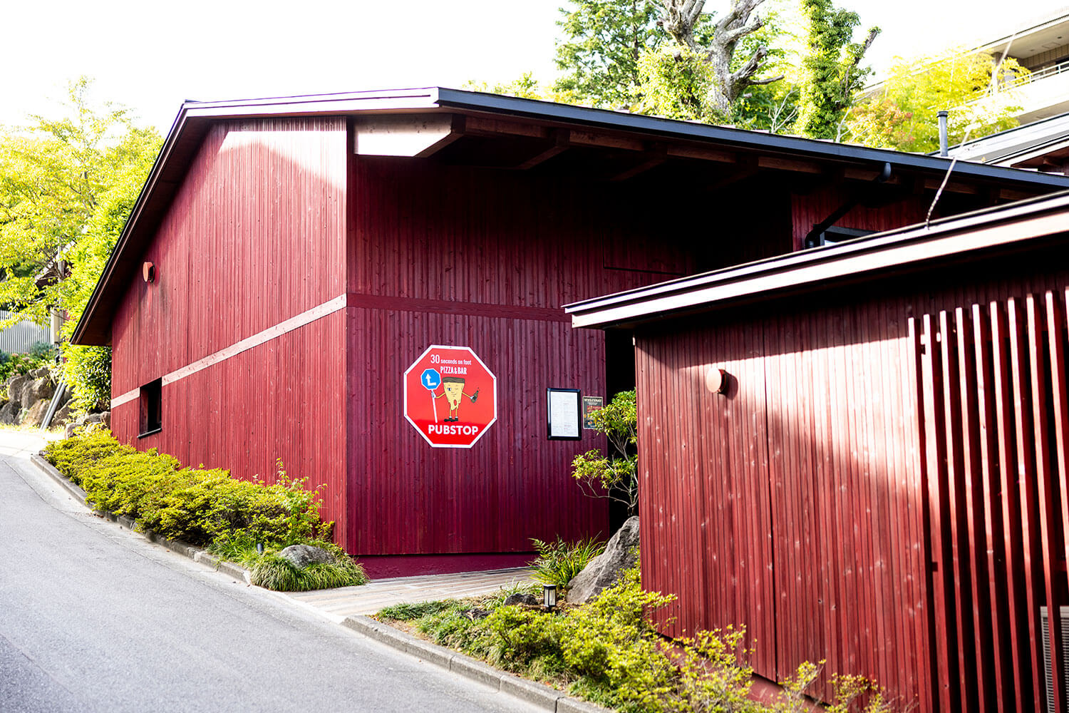 箱根・強羅の街に根付く、ローカルクラフトビールブランドの多面性を紐解く