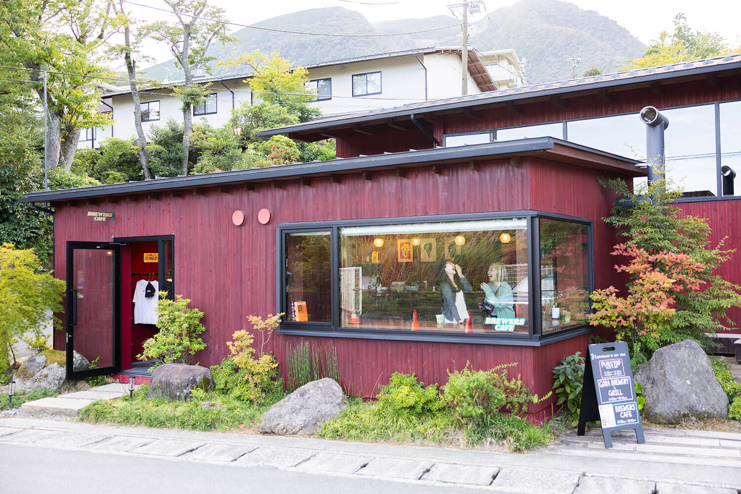 箱根・強羅の街に根付く、ローカルクラフトビールブランドの多面性を紐解く