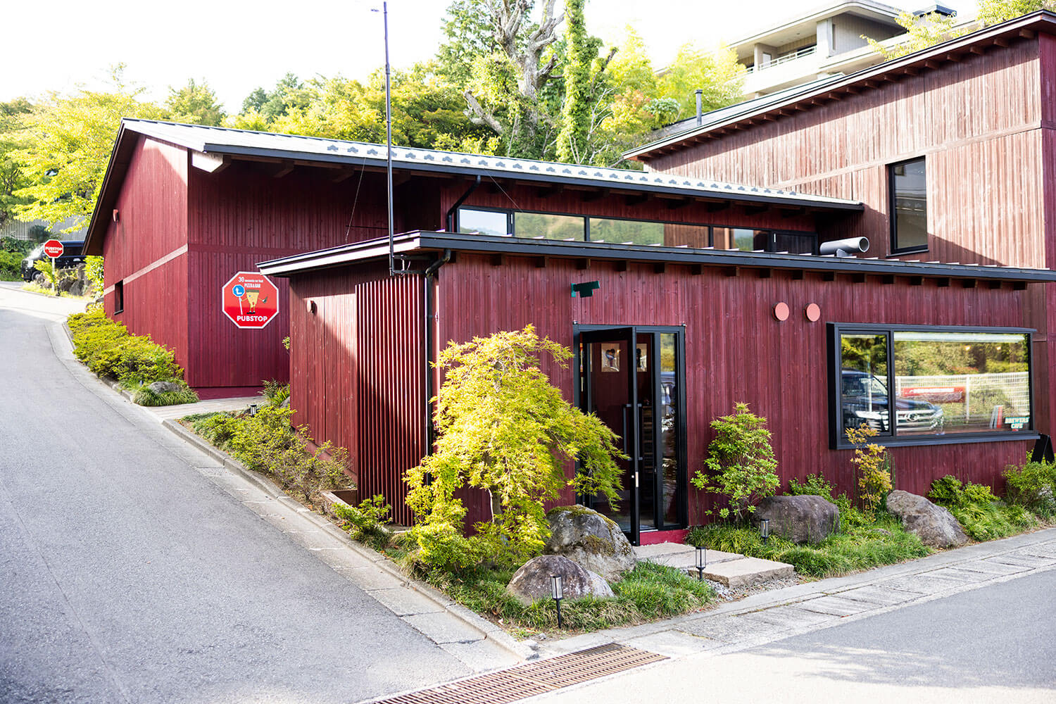 箱根・強羅の街に根付く、ローカルクラフトビールブランドの多面性を紐解く
