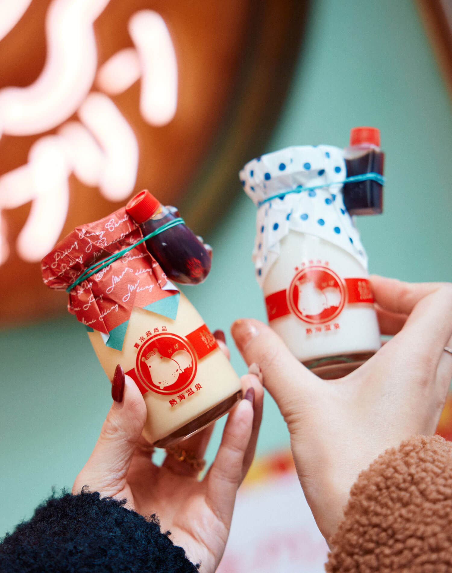 あやんぬの熱海満腹旅。街を歩いて、食べて、笑って、また食べる