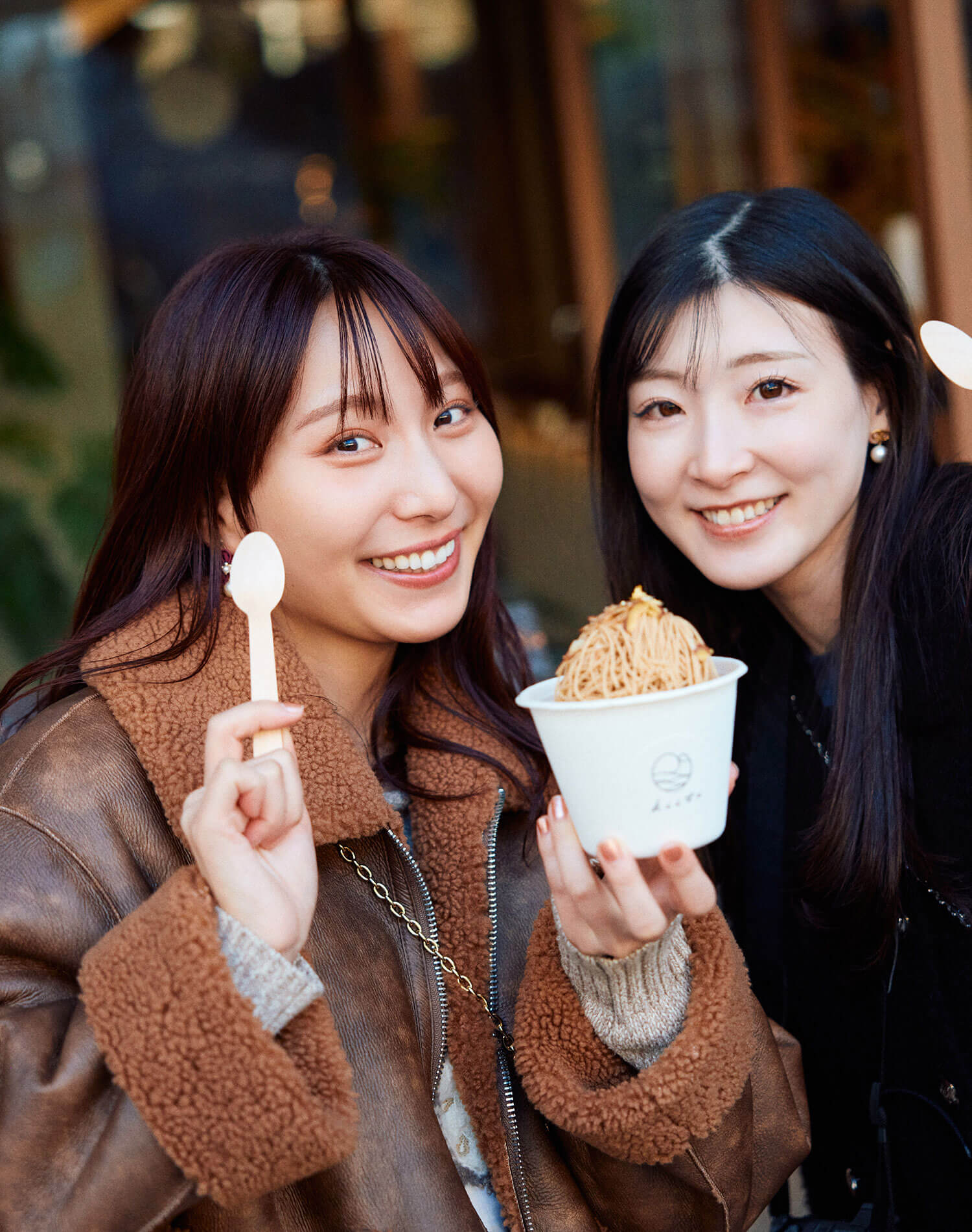 あやんぬの熱海満腹旅。街を歩いて、食べて、笑って、また食べる