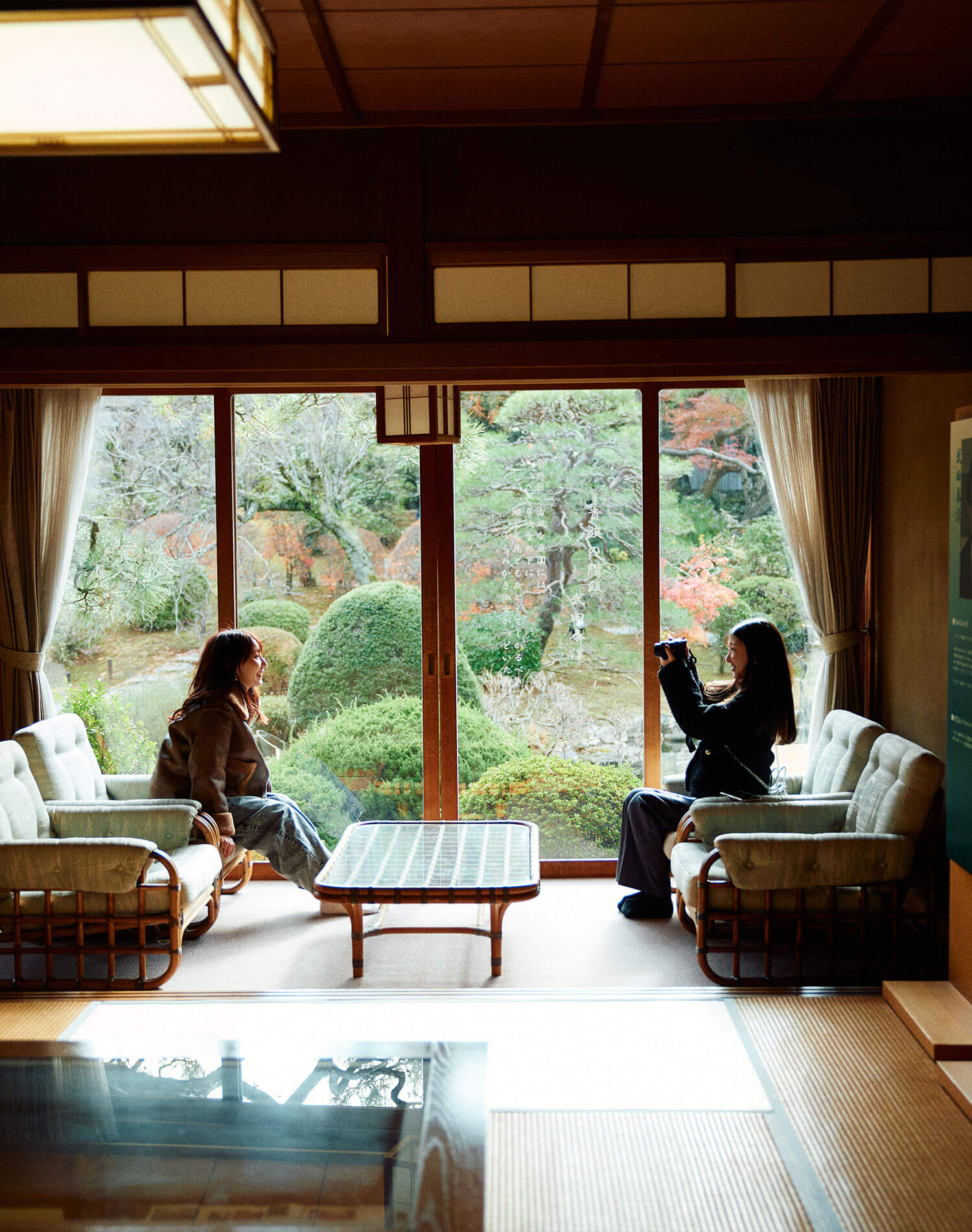 あやんぬの熱海満腹旅。街を歩いて、食べて、笑って、また食べる
