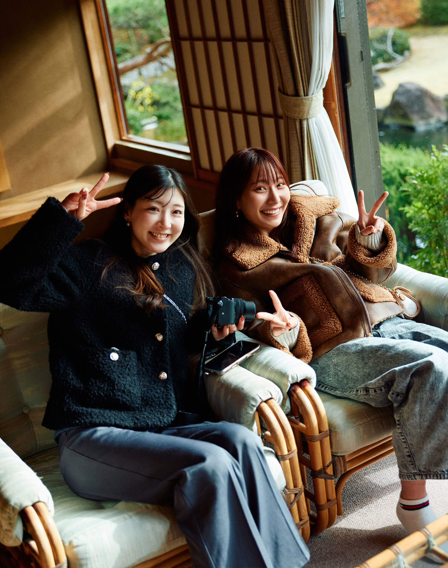 あやんぬの熱海満腹旅。街を歩いて、食べて、笑って、また食べる