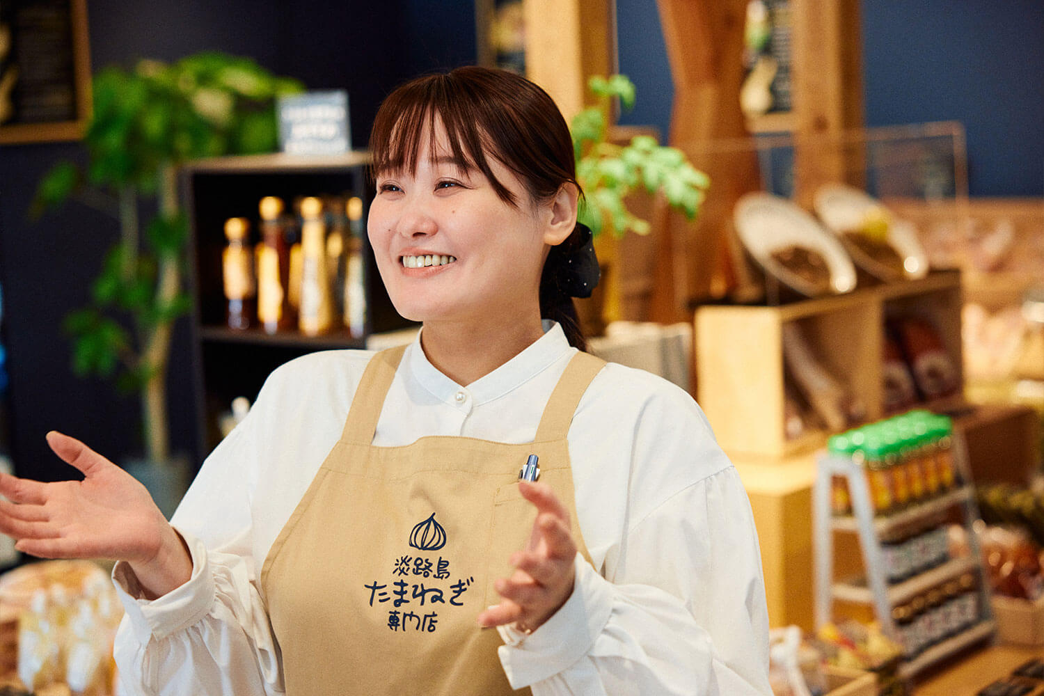 知って選んで持ち帰る。世にも珍しい玉ねぎのセレクトショップ『淡路島たまねぎ専門店」へ