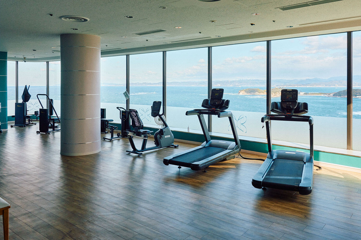 湯に浸かり、食を味わい、身体を動かす。白浜の宿で整える、ちょっと大人のステイスタイル。By ザ グラン リゾート エレガンテ白浜