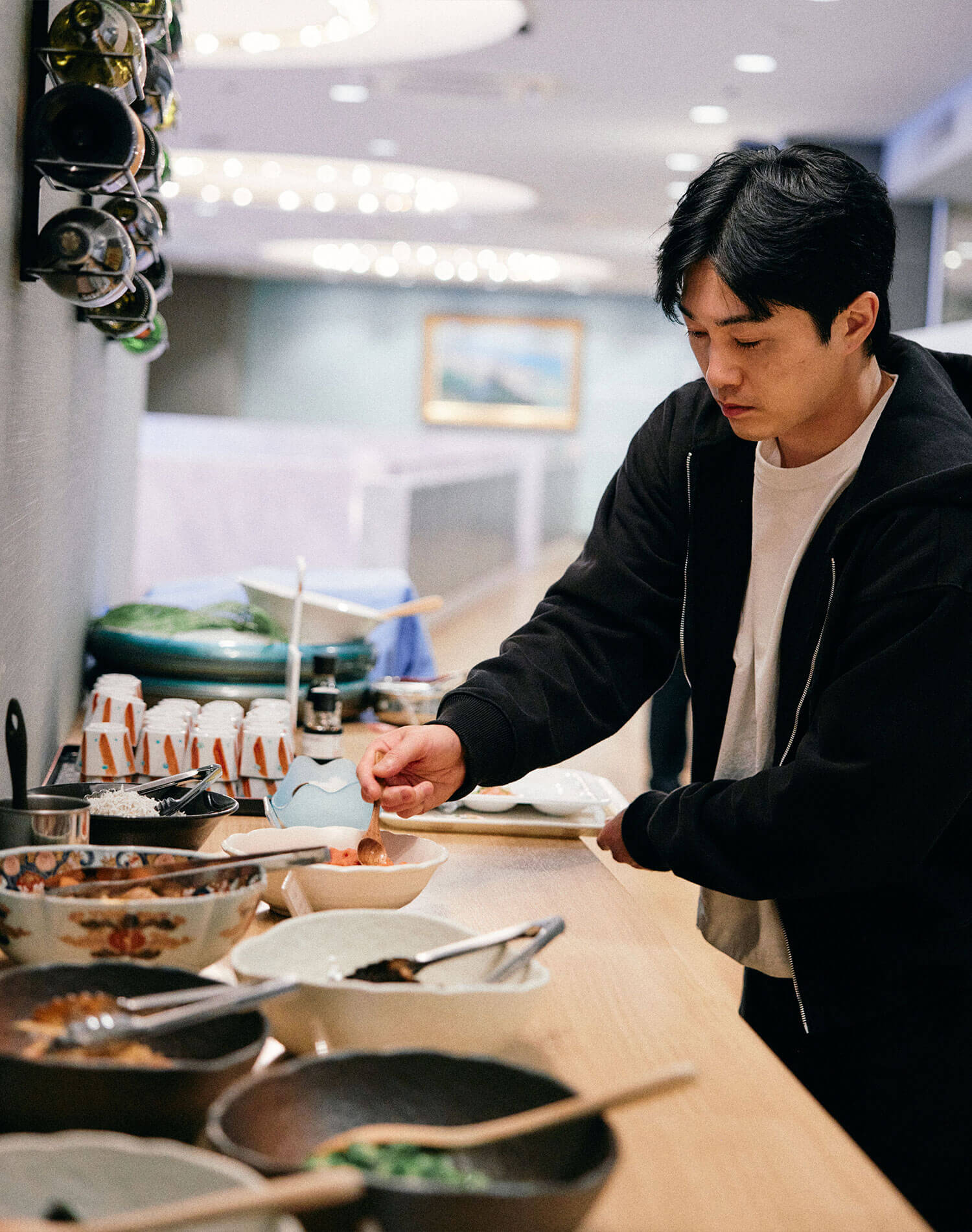 グランタイムズ編集長イワイダと朝食を楽しむ社長クリエイター もっちー（shusei Mochizuki）望月 柊成