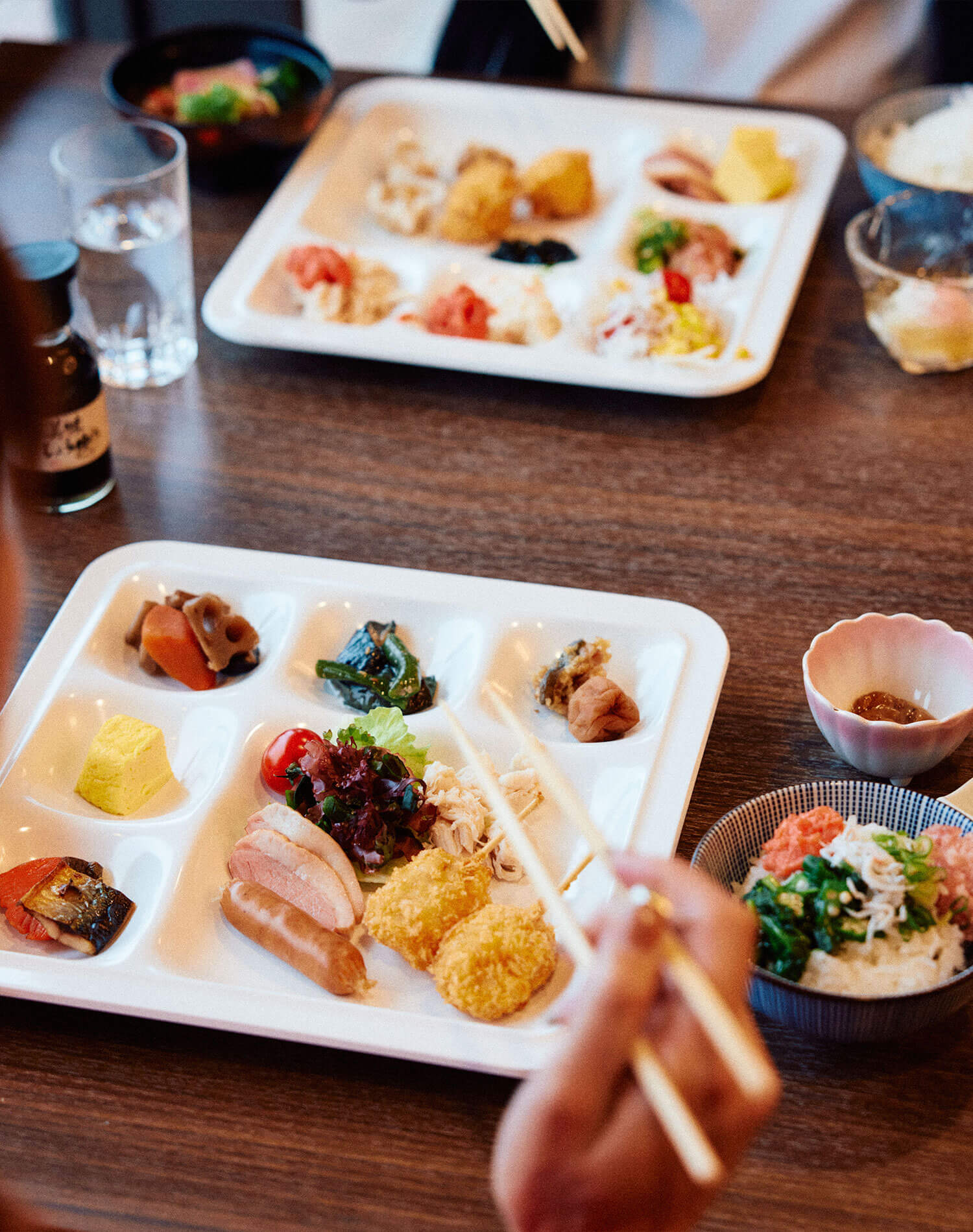 グランタイムズ編集長イワイダとザグランリゾートエレガンテ白浜の朝食を楽しむ社長クリエイター もっちー（shusei Mochizuki）望月 柊成