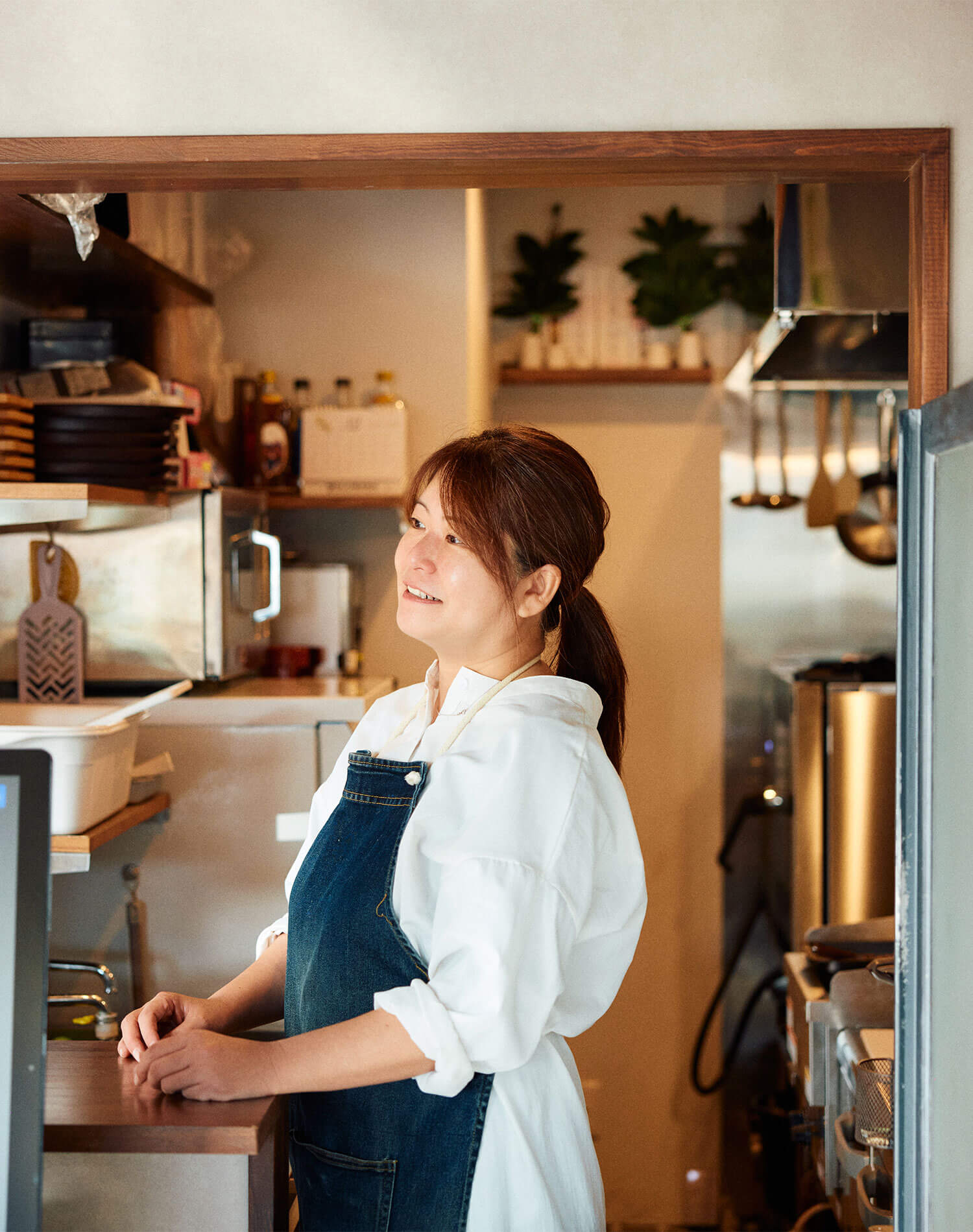 海を前に、まかないから生まれた牛タン料理。南熱海『2CHIE』が届ける、もうひとつの牛タン。