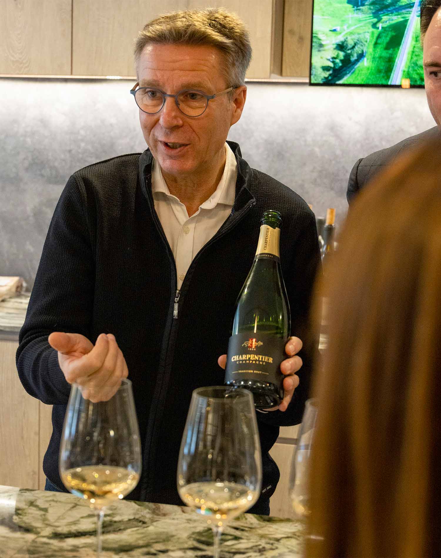 『ザ グラン リゾート プリンセス有馬』開催のワインフェアに向けた、ワイン選定テイスティング会へ