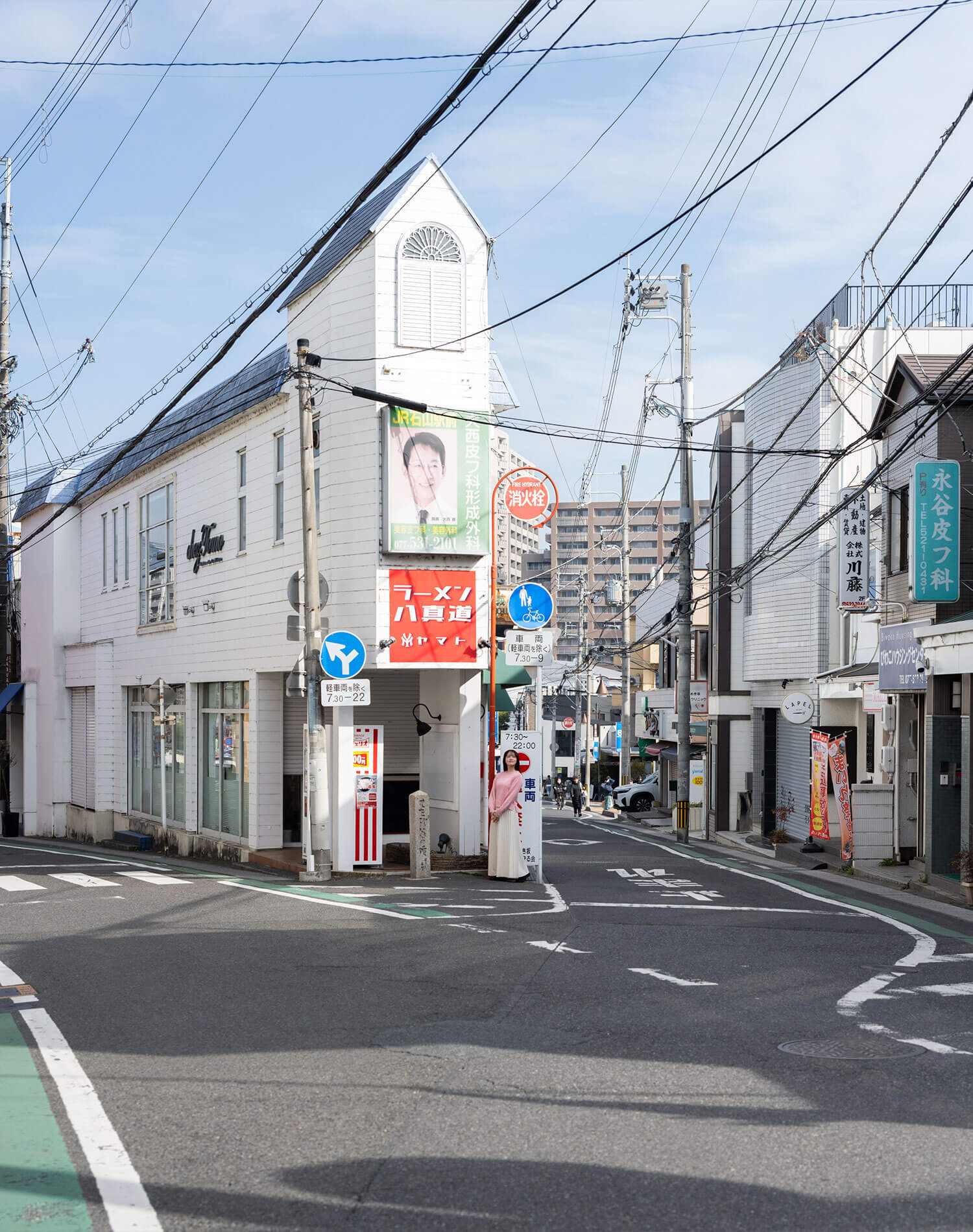 成瀬行きつけの美容院など、作中にも実名で出てくる店舗がぽつぽつ