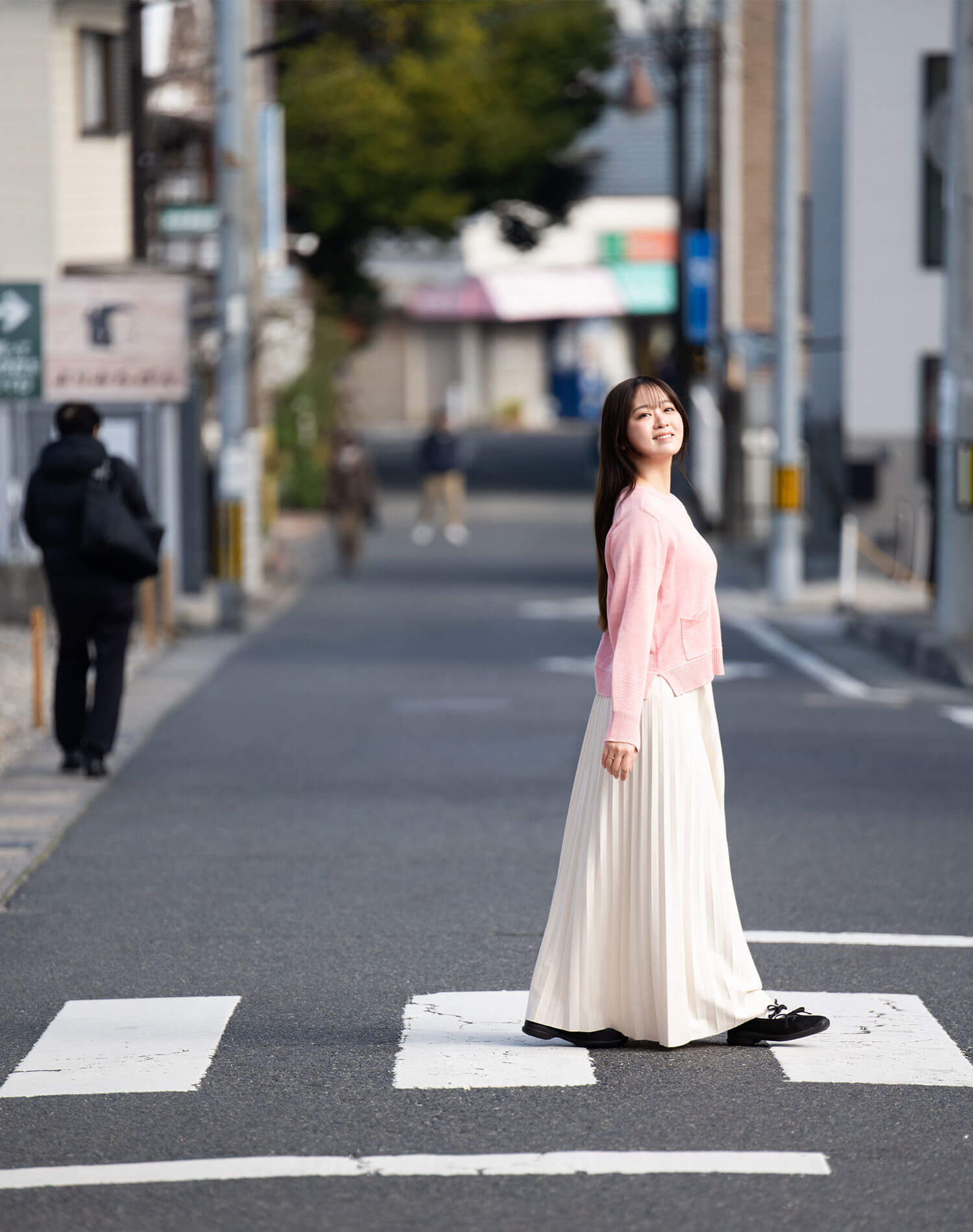 成瀬行きつけの美容院など、作中にも実名で出てくる店舗がぽつぽつ