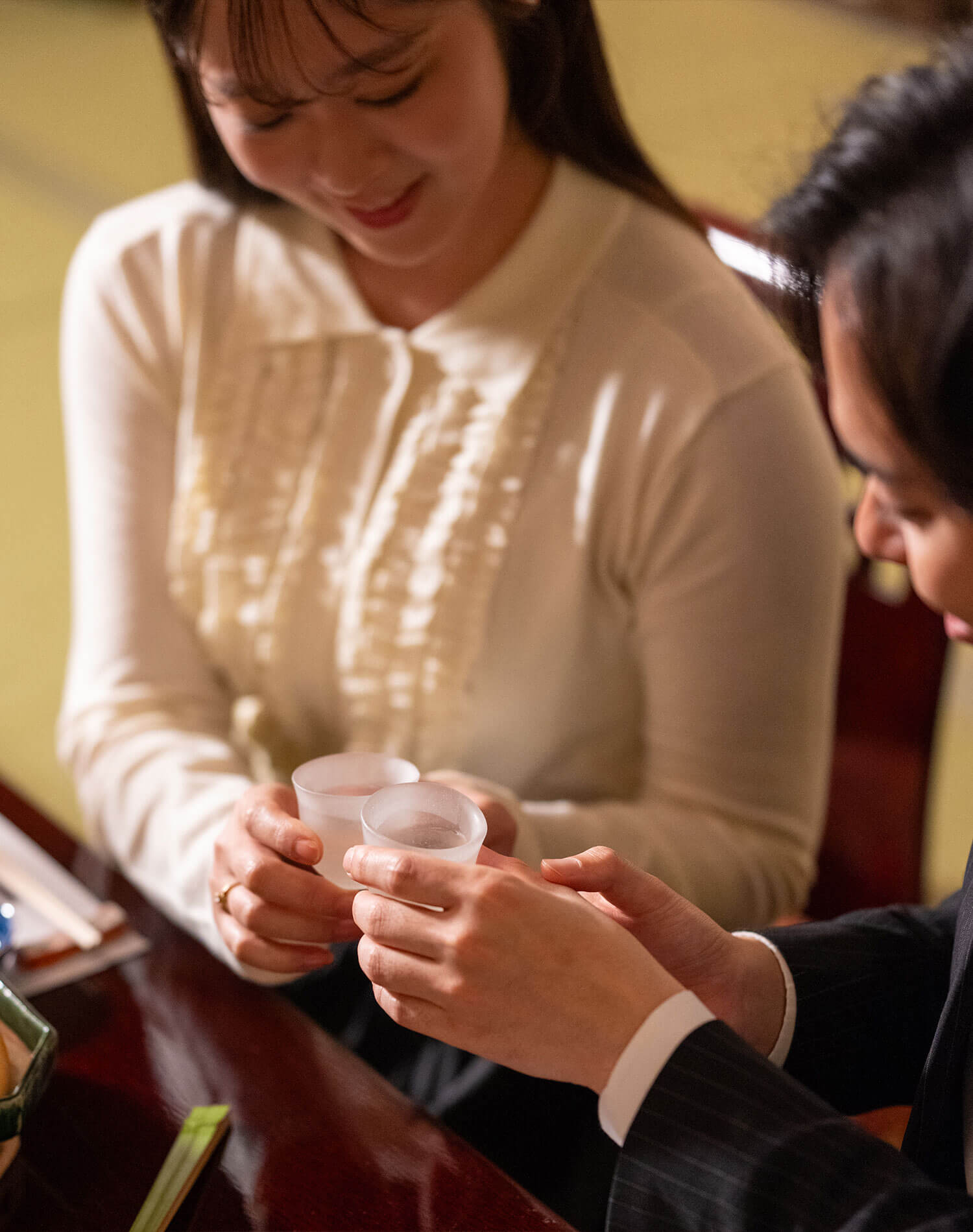 乾杯をする池田さん